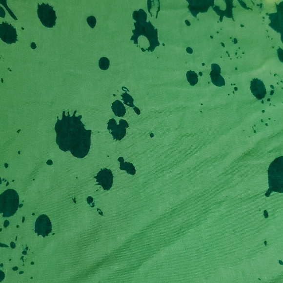 3/$30 Sleeveless "Paint Splatter" TShirt - Picture 4 of 4